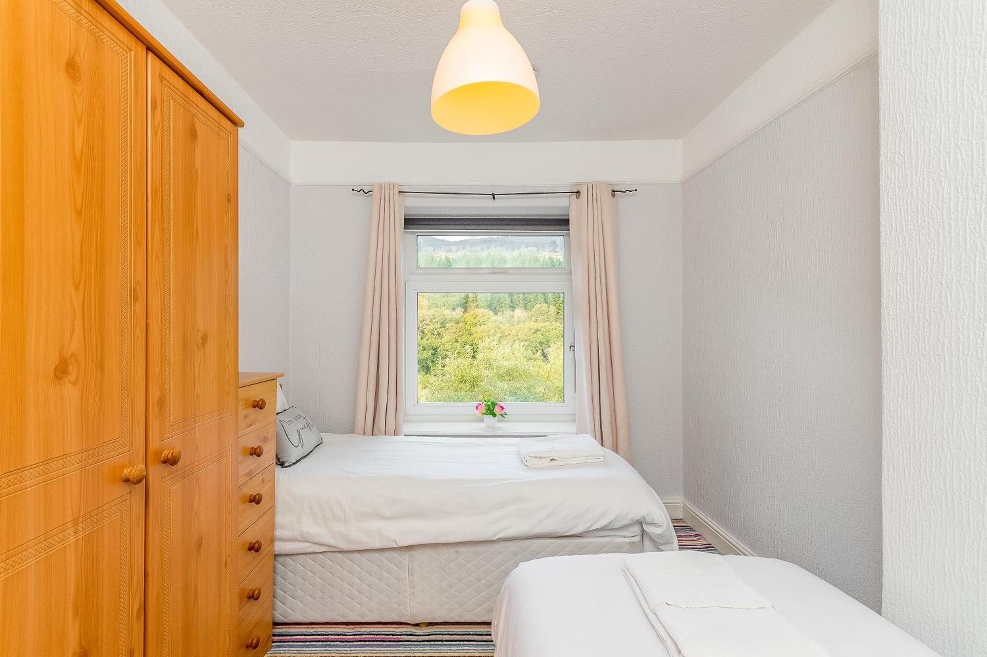 The View Spacious Apartment In Afan Forest Bike Park By Staystaycations Port Talbot Kültér fotó