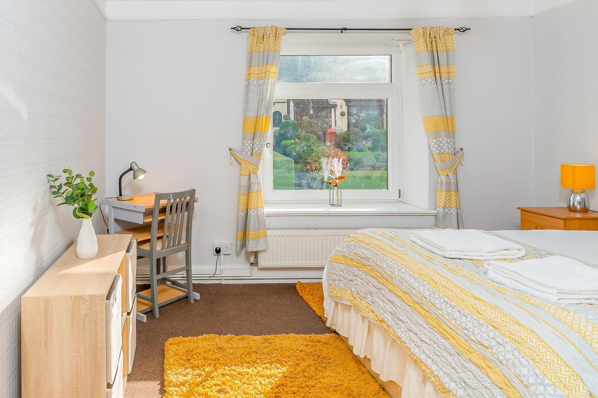 The View Spacious Apartment In Afan Forest Bike Park By Staystaycations Port Talbot Kültér fotó